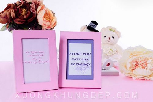 Khung ảnh cưới màu hồng ngọt ngào