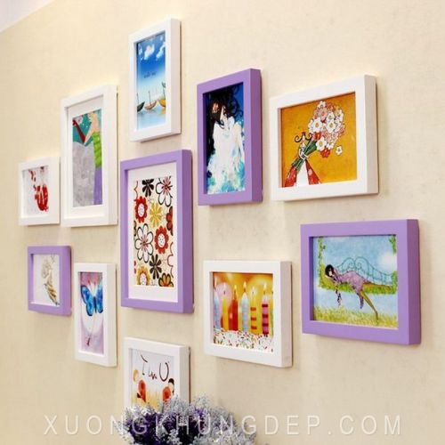 Khung ảnh treo tường màu tím nhẹ nhàng