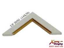 Khung Tranh Composite Màu Trắng Viền Vàng Đồng