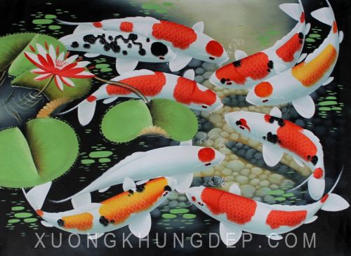 Tranh In Sơn Dầu Bầy Cá Đỏ Vàng Trắng Trong Hồ
